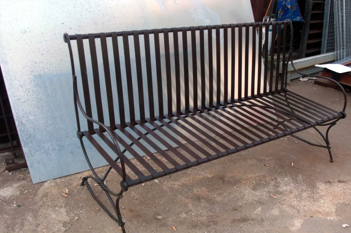 Mobilier extérieur en fer forgé sur mesure